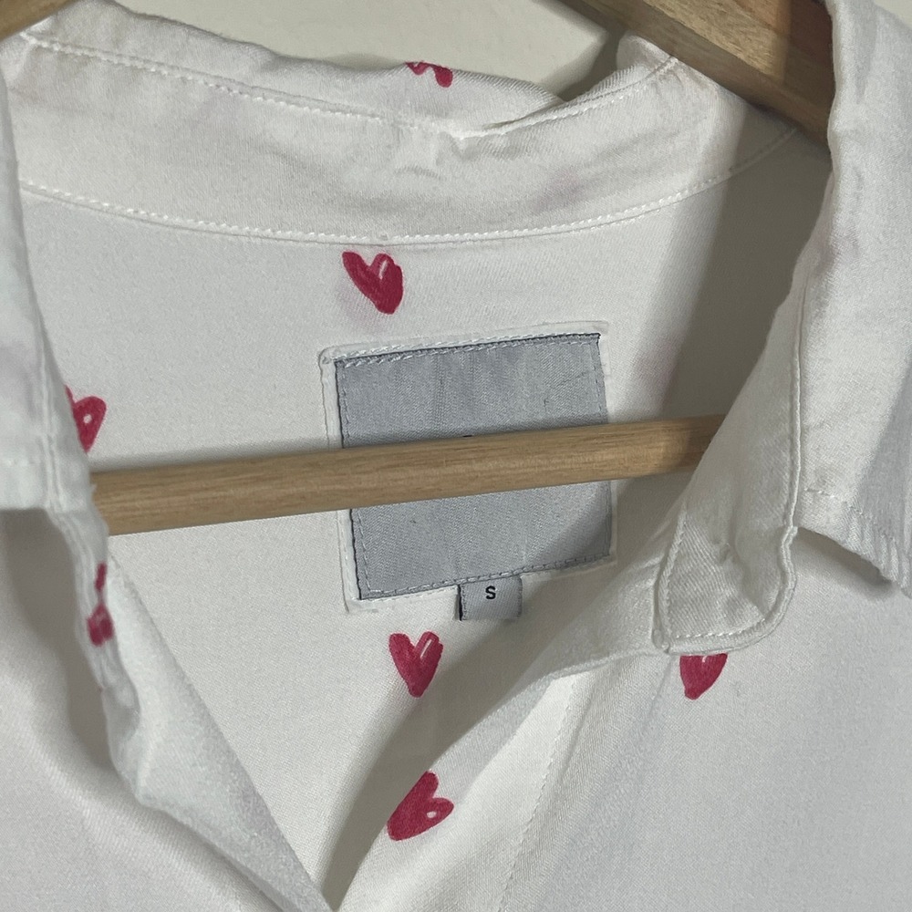 Rails Women's Button Down Shirt Top Small Heart Print Tie Front White Casual - Picture 3 of 8